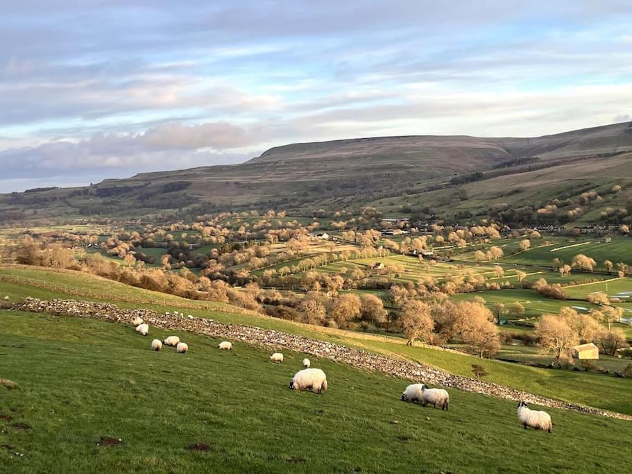 The Granary, Old Corn Mill, Yorkshire Dales Leilighet West Burton Eksteriør bilde