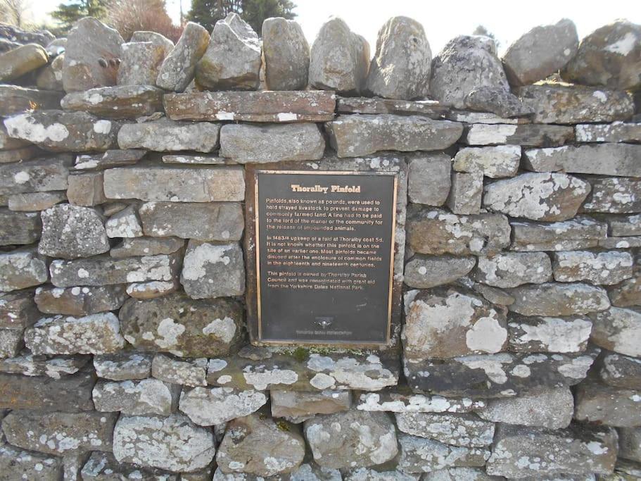 The Granary, Old Corn Mill, Yorkshire Dales Leilighet West Burton Eksteriør bilde